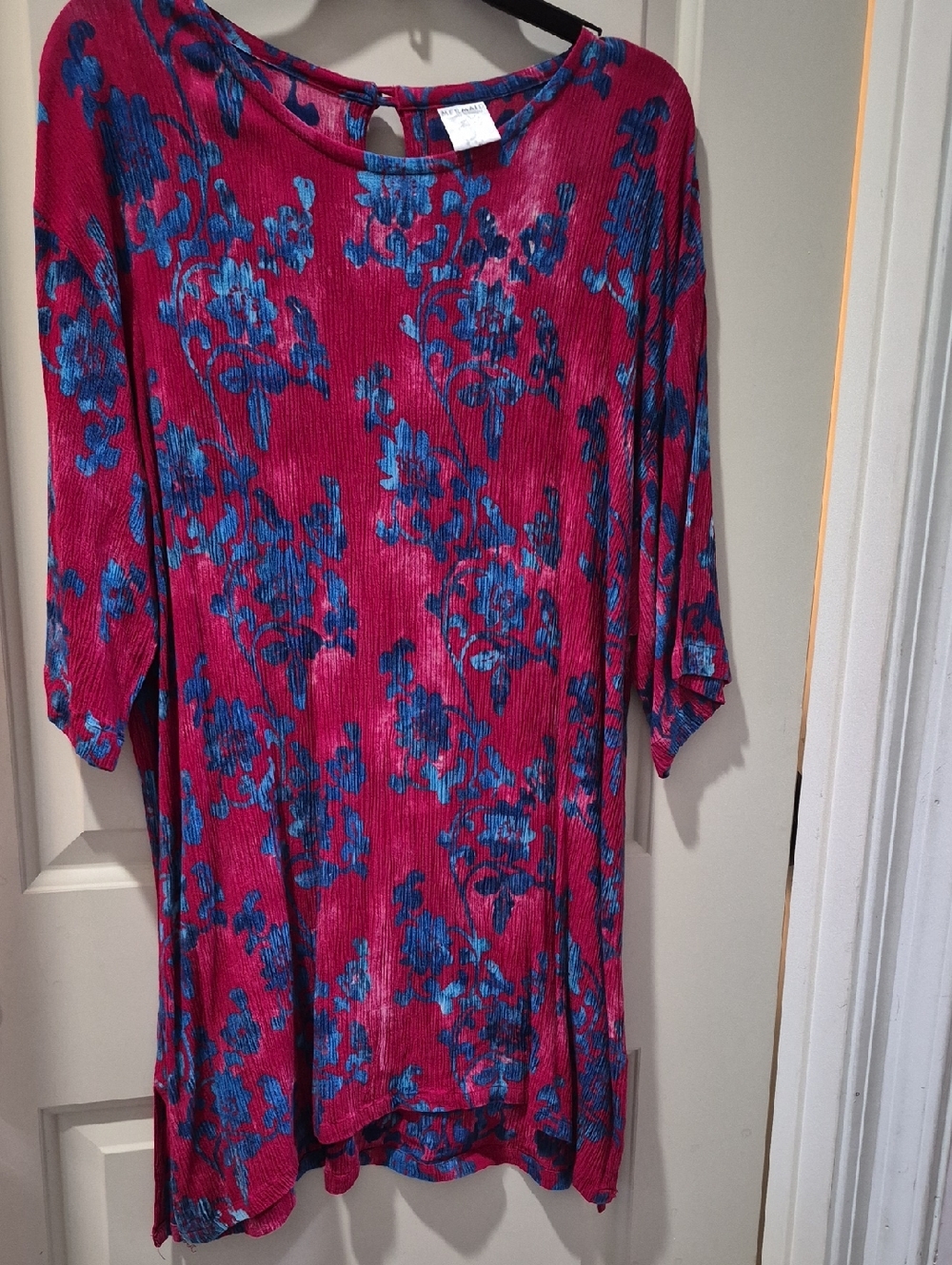 Women's Magenta Floral Tunic Dress with Blue Print